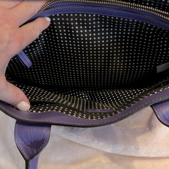 KATE SPADE- Purple Pebbled Leather Tote/Shoulderbag. Bow on Front Gold Detail - Picture 9 of 10